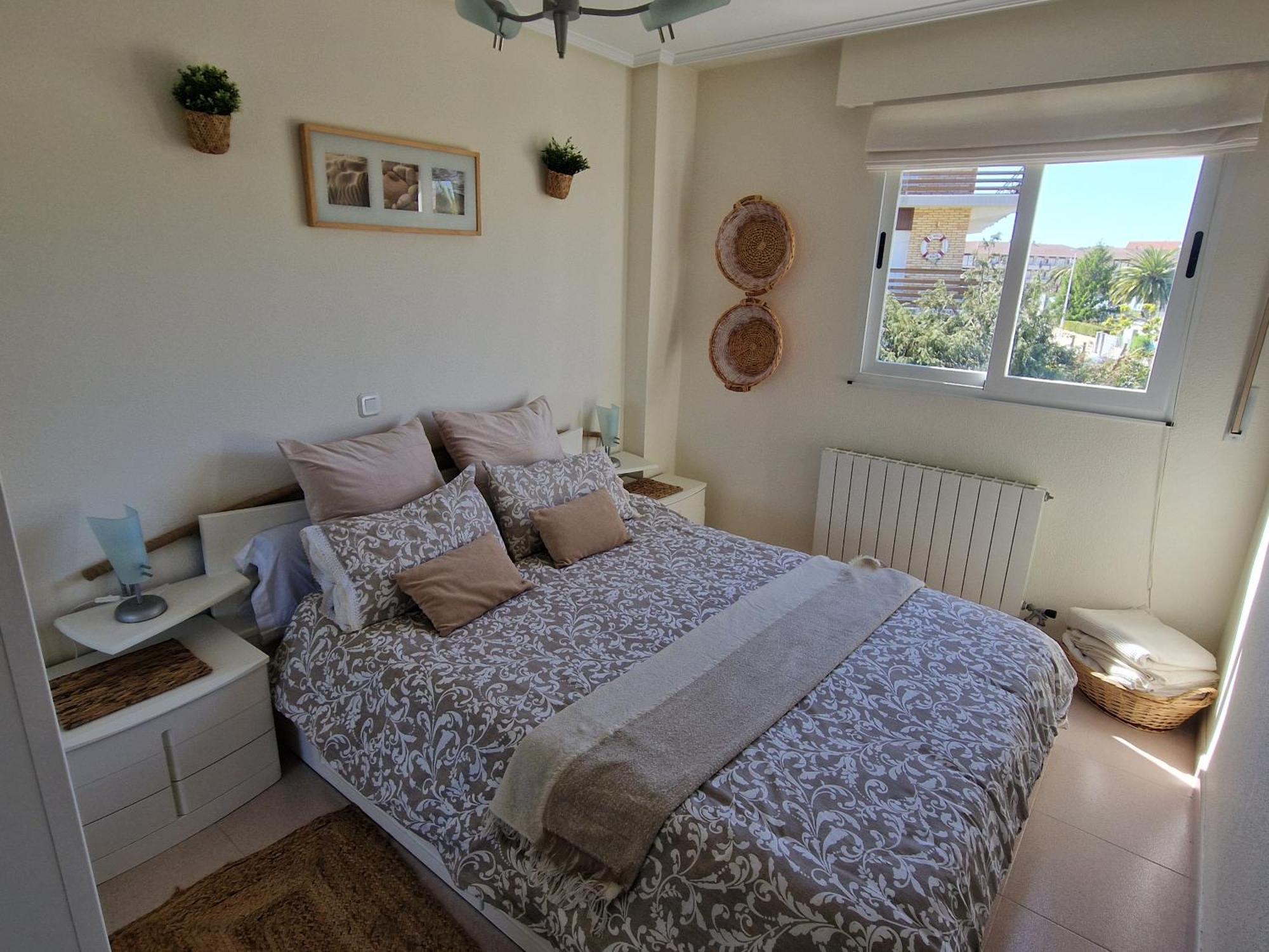 Luminoso Apartamento Playa Ris Con Garaje Noja Exteriér fotografie